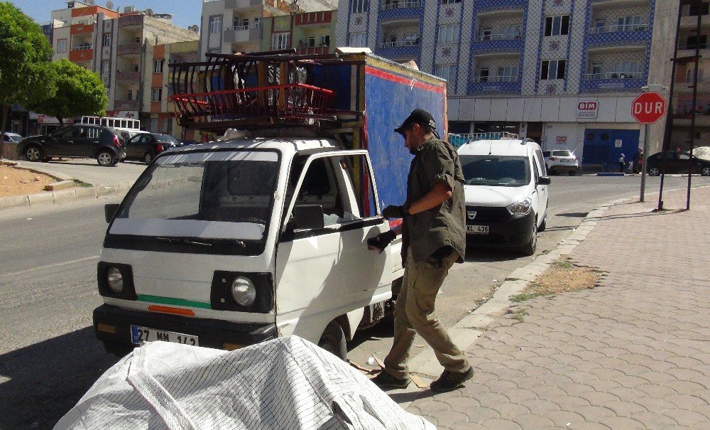 Gaziantep’te El Bombalı Saldırgan Paniği