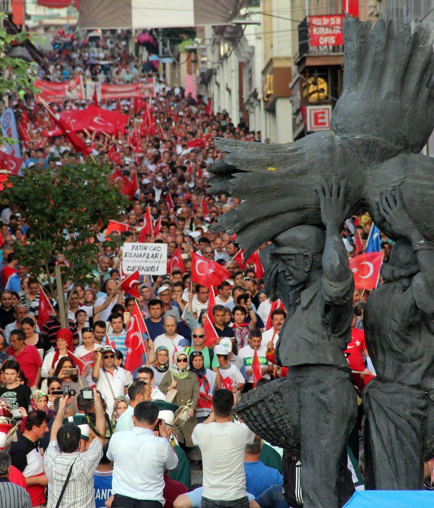 Giresun’da 15 Temmuz Yürüyüşü