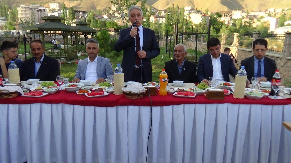 Asp Şehit Aileleri Ve Gazilere Yemek Verdi