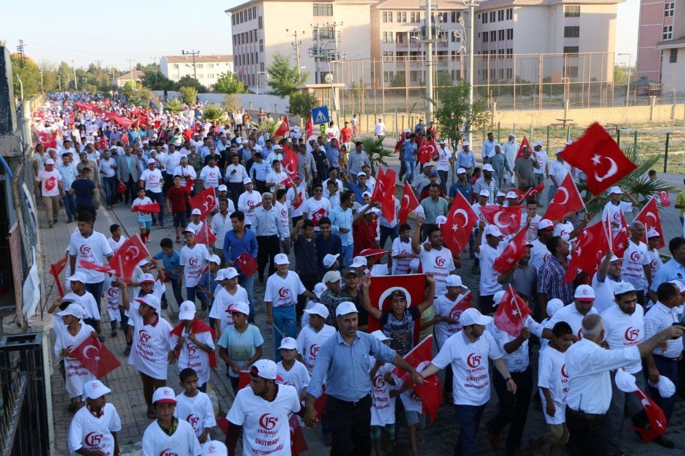 Harran’da Binlerce Kişi Milli Birlik Yürüyüşüne Katıldı