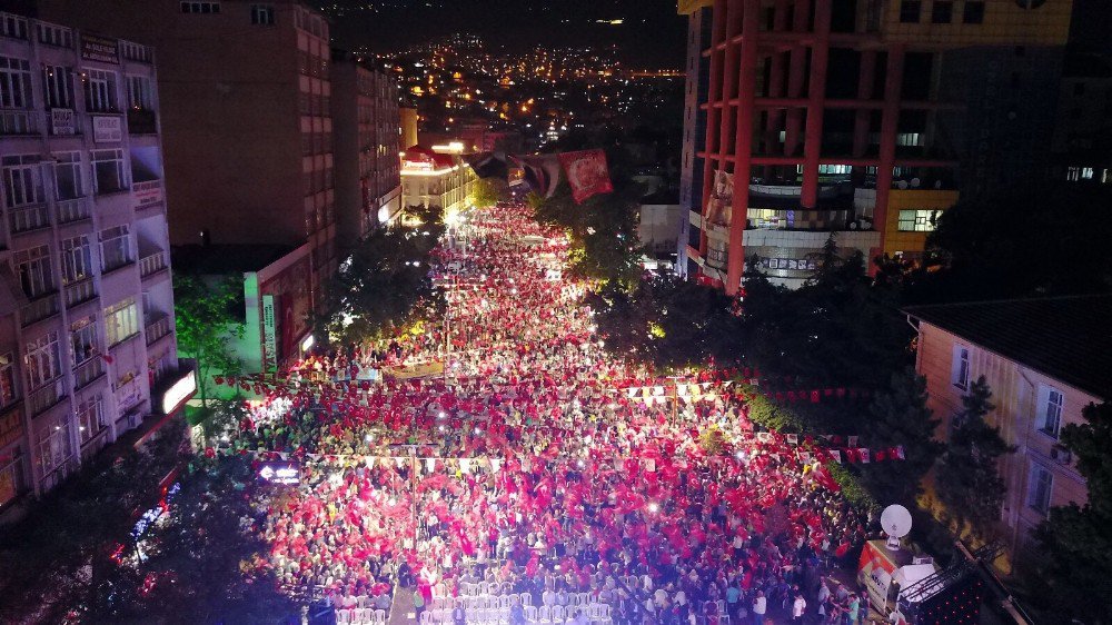 Kahramanmaraş’ta 15 Temmuz Milli Birlik Yürüyüşü Düzenlendi