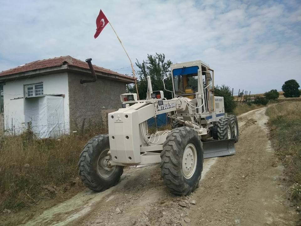 Pazaryeri’ndeki Tarla Ve Arazi Yollarında İyileştirme Çalışmaları