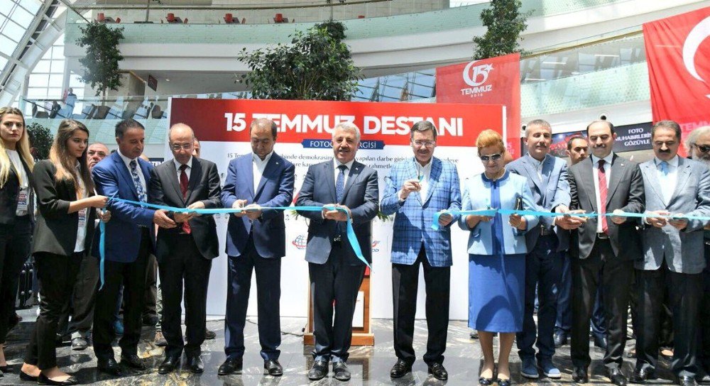 Bakan Arslan 15 Temmuz Fotoğraf Sergisi Açılış Törenine Katıldı