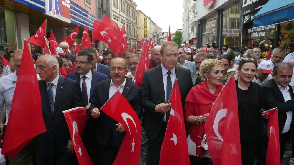 Trabzon’da 15 Temmuz Yürüyüşü