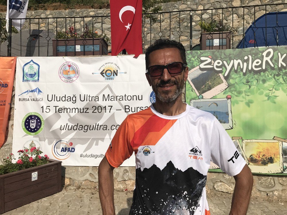 Bursa’da ’Uludağ Ultra Maratonu’ Koşusu Renkli Görüntülere Sahne Oldu