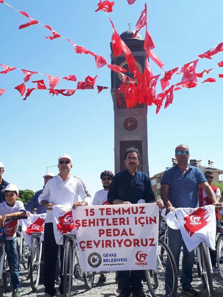 “Gevaşlı Gençler 15 Temmuzu Asla Unutmaz”