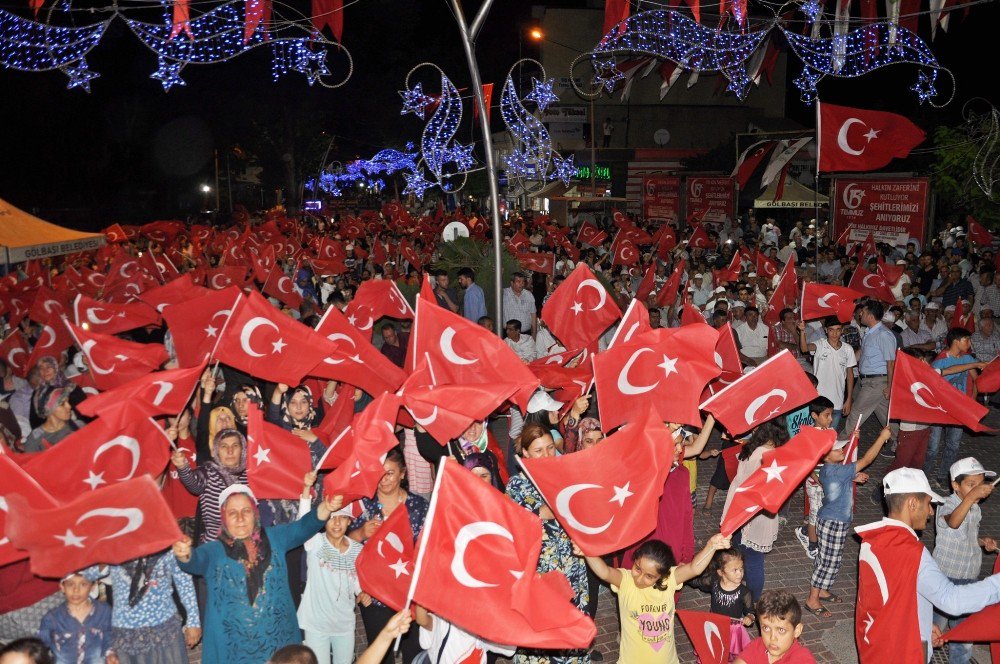 Gölbaşı İlçesinde 15 Temmuz Coşkusu