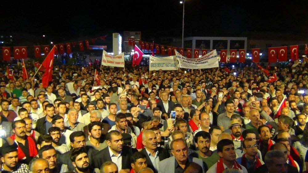 Erciş’te 15 Temmuz Demokrasi Ve Milli Birlik Günü