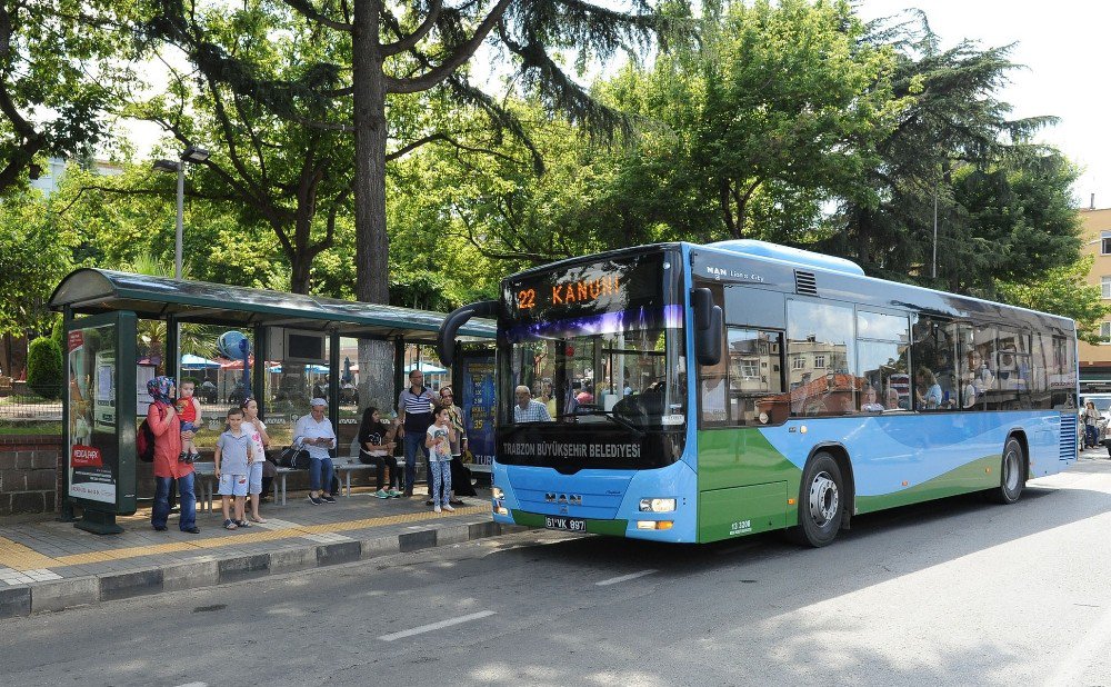 Büyükşehir Belediyesi Milli Birlik Nöbetleri İçin Seferber Oldu