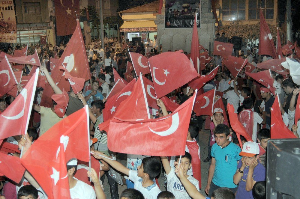 Çelikhan’da 15 Temmuz Şehitleri Anıldı