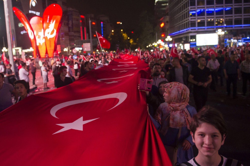 Ankara Büyükşehir Belediyesinden “15 Temmuz Yürüyüşü”