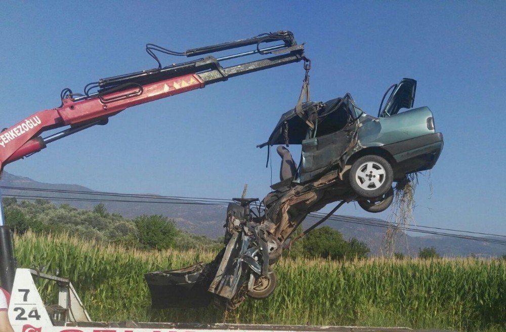 Bozdoğan’da Feci Kaza; 2 Yaralı