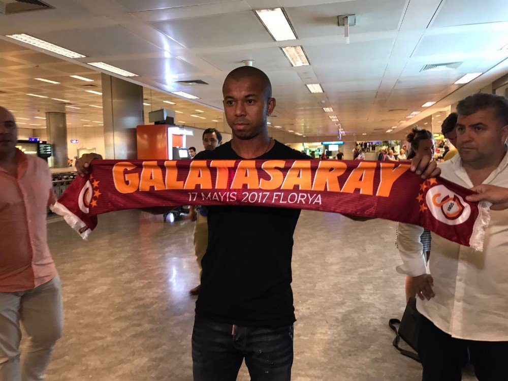 Galatasaray’ın Yeni Transferi Mariano, İstanbul’da