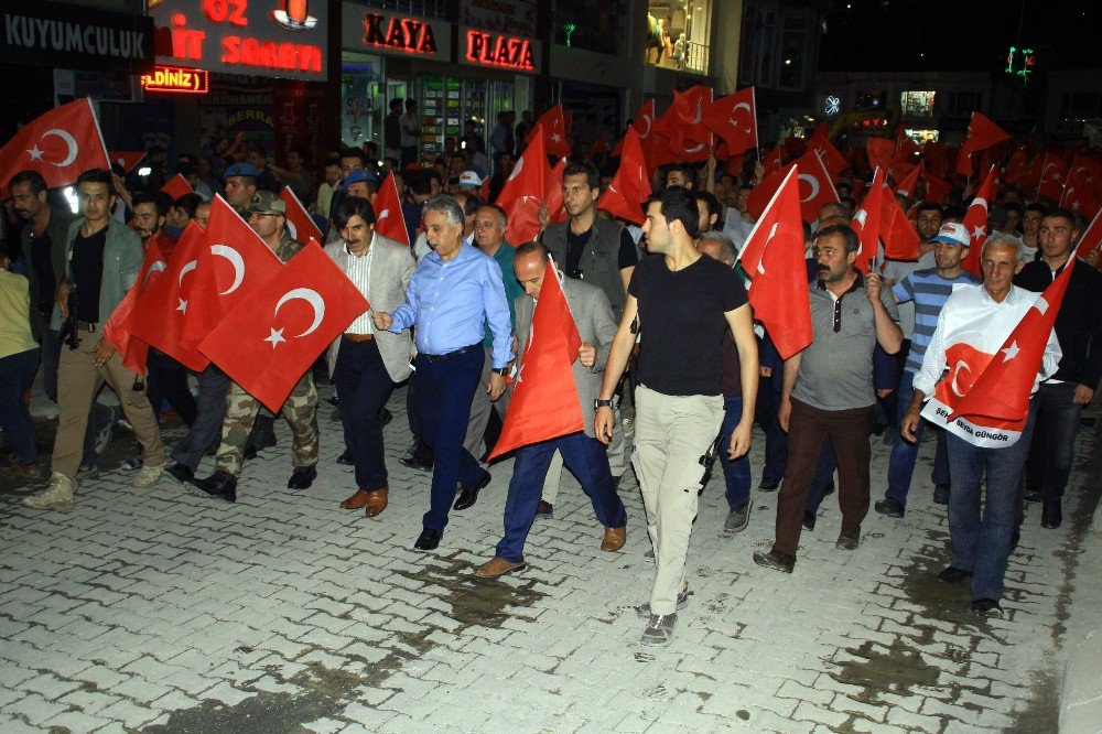 Vali Toprak: “Darbe Gerçekleşseydi Hepimizin Kellesi Gidecekti”