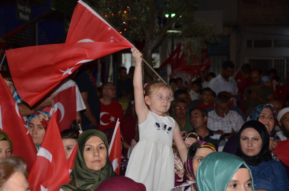 İznik 15 Temmuz’un Yıl Dönümünde Tek Yürek Oldu