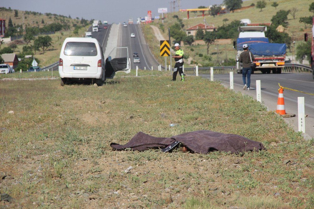 Uygulama Yaparken Minibüsün Çarptığı Polis Memuru Şehit Oldu