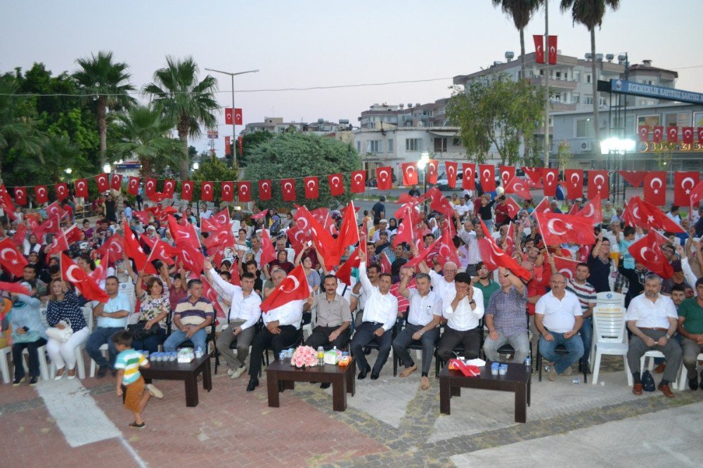 Bozyazılılar 15 Temmuz İçin Yürüdü