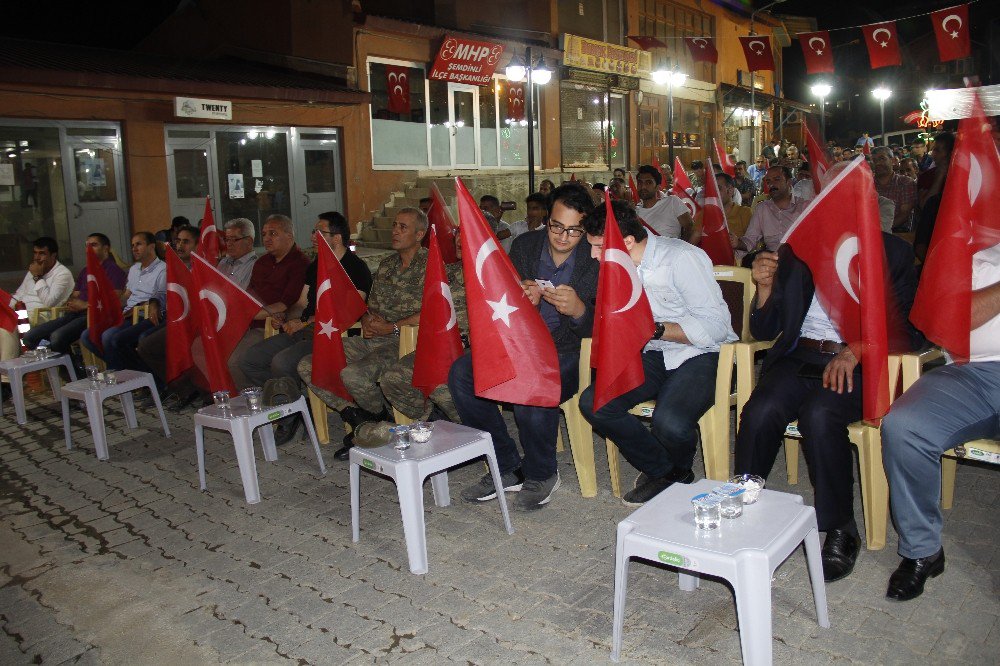 Şemdinli’de 15 Temmuz Demokrasi Ve Milli Birlik Günü Kutlandı