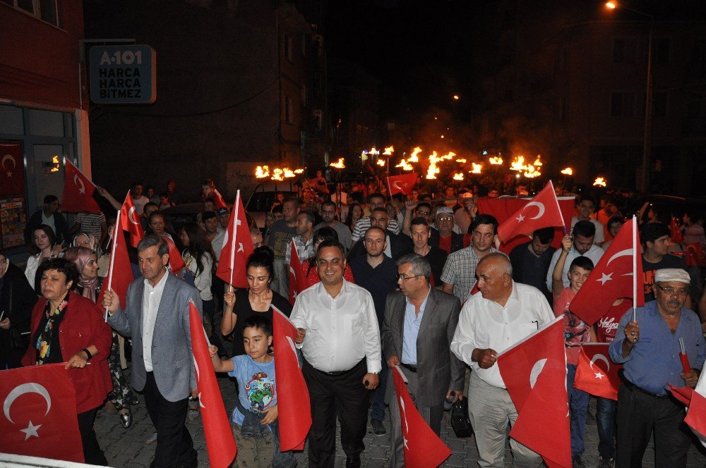 Simav’da 15 Temmuz Demokrasi Ve Milli Birlik Günü