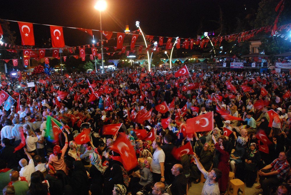 Tokat’ta Demokrasi Nöbeti