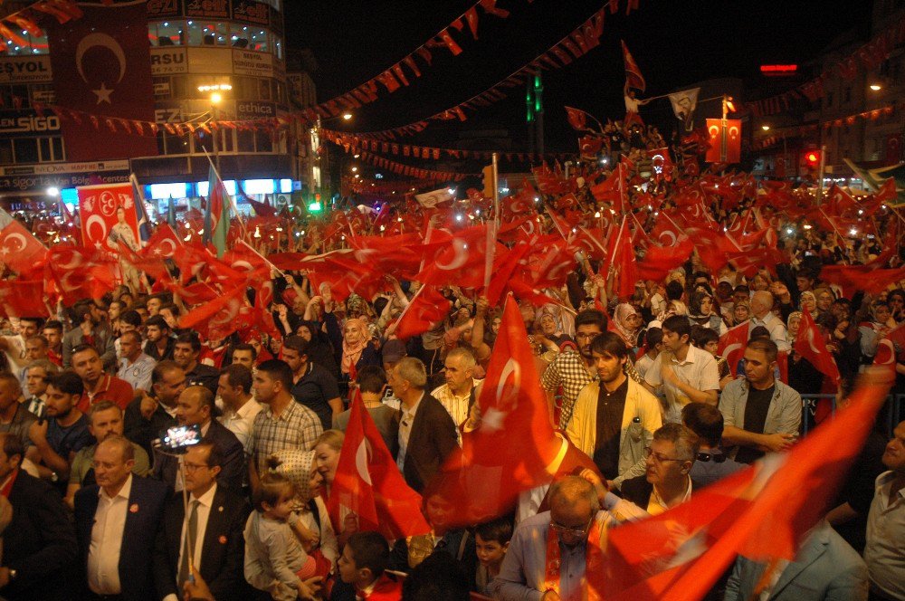 10 Binlerce Vanlı Beşyol Meydanında Nöbete Başladı