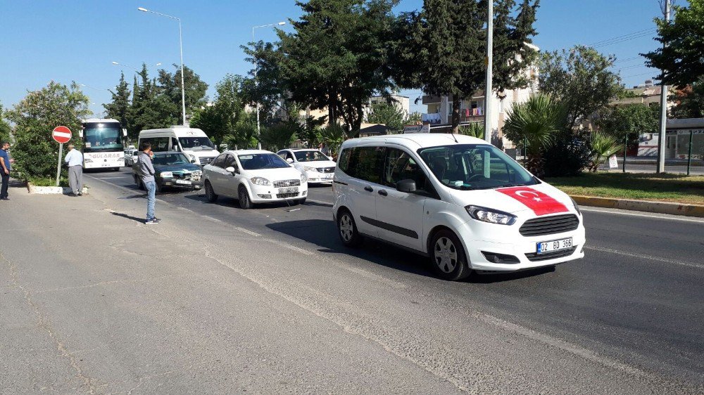 Ehliyetsiz Sürücünün Karıştığı Zincirleme Kazada 1 Kişi Yaralandı