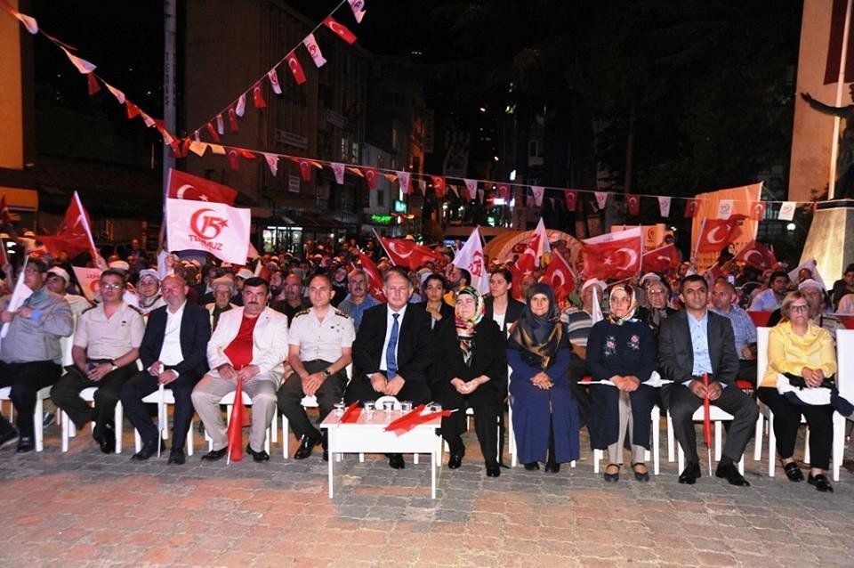 Artvin’de 15 Temmuz Demokrasi Ve Milli Birlik Günü Etkinlikleri Sona Erdi