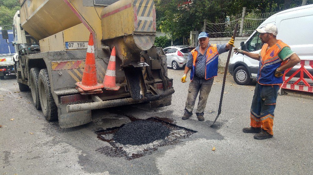 Beşiktaş’taki Yol Çökmesinin Nedeni Ortaya Çıktı