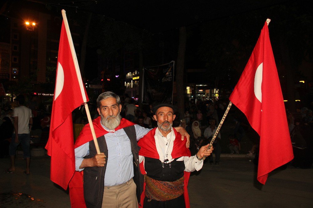 Elazığ’da Demokrasi Nöbeti Sona Erdi