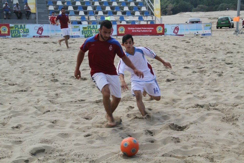 Büyükşehir Plaj Futbolu Organizasyonu Gerçekleştirecek