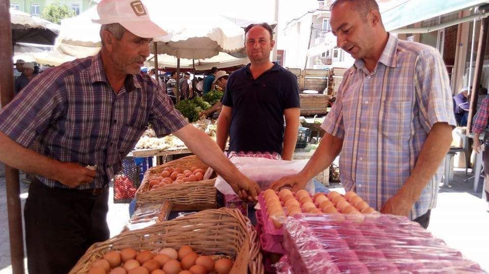 50 Tavukla Başladı 8 Bin Metrekarelik Çiftlik Sahibi Oldu