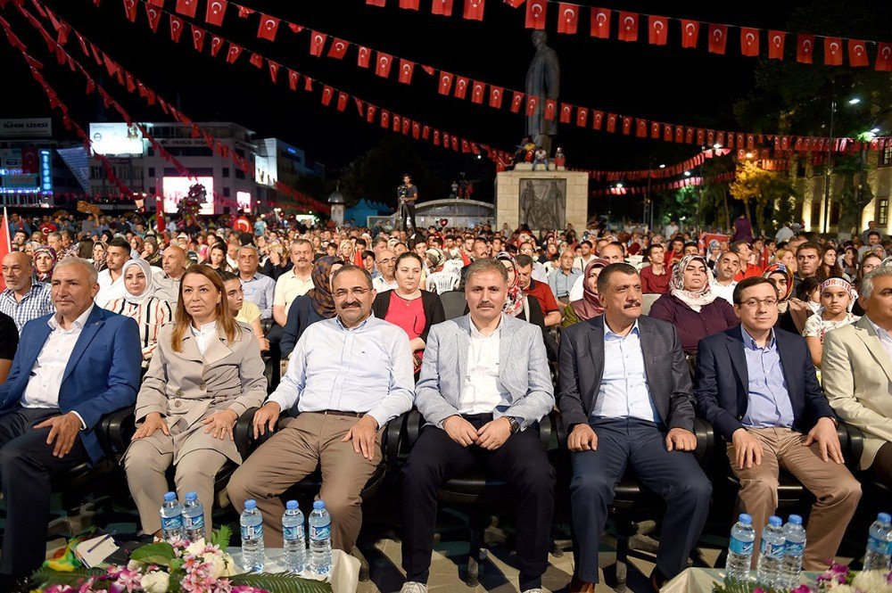 Malatya Demokrasiye Sahip Çıktı