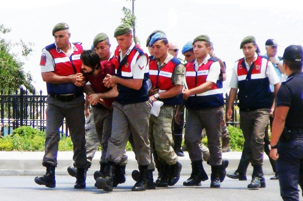 Darbeci Enes Yılmaz Yine Karga Tulumba Götürüldü