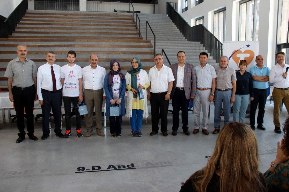 Özel Tekden Fen Ve Anadolu Lisesi’nin Lys Başarısı