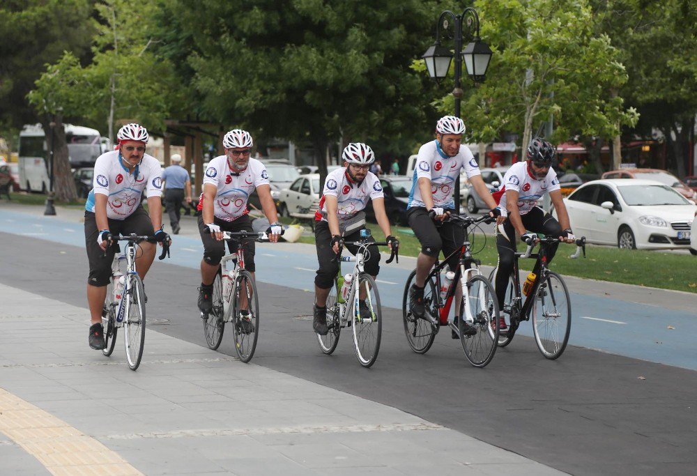 15 Temmuz Şehitleri İçin Konya’dan Çanakkale’ye Pedal Çeviriyorlar