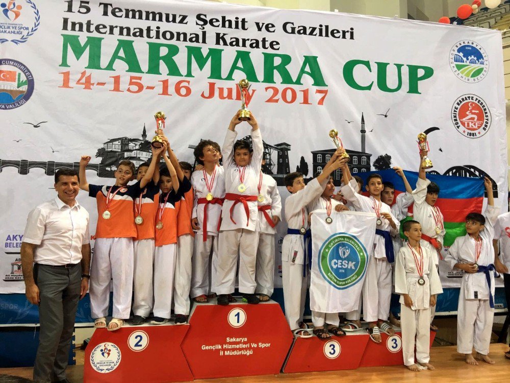 İhlas Koleji Karetecileri Tatami’de Gürledi