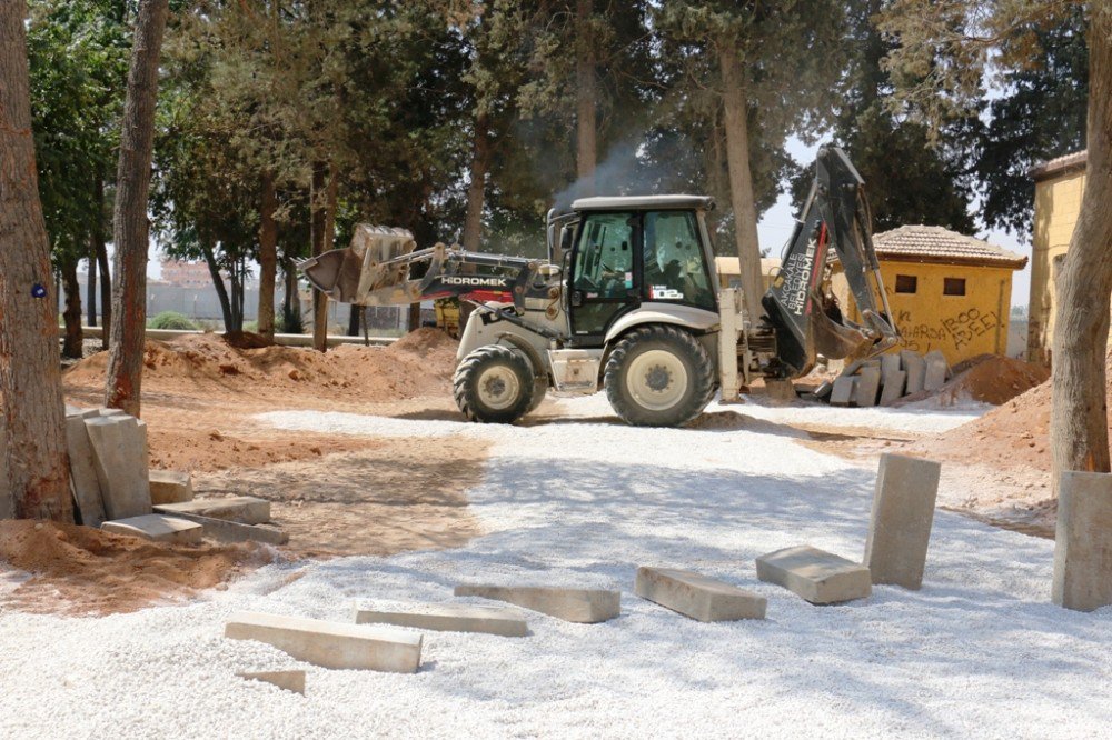 Akçakale Belediyesinden 4 Bin Metrekarelik Yeni Park