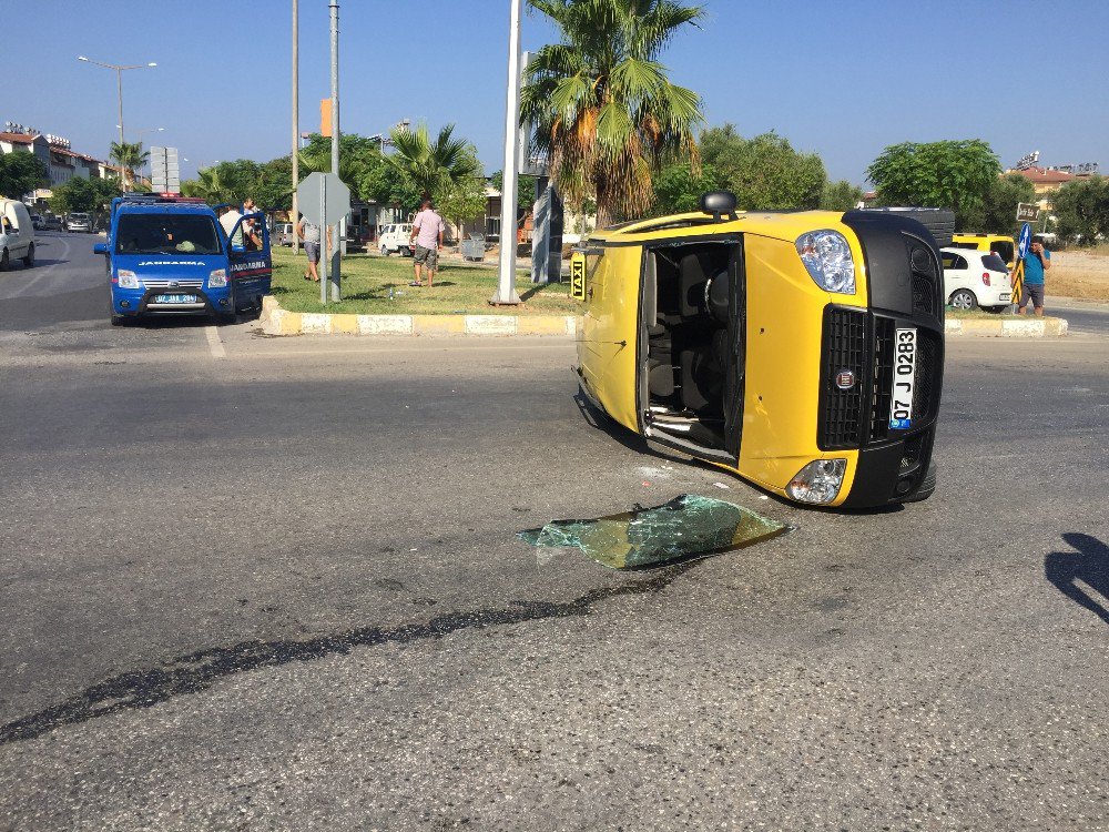 Manavgat’ta Trafik Kazası: 9 Yaralı