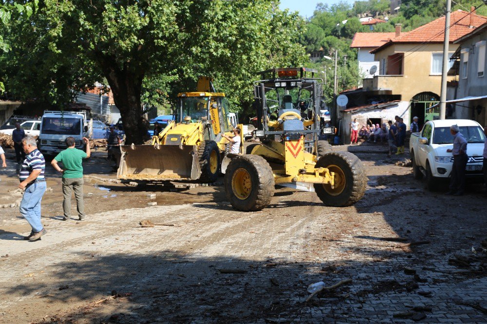 Selin Vurduğu Sübeylidere’de Başkan Uysal İşleri Bizzat Takip Etti