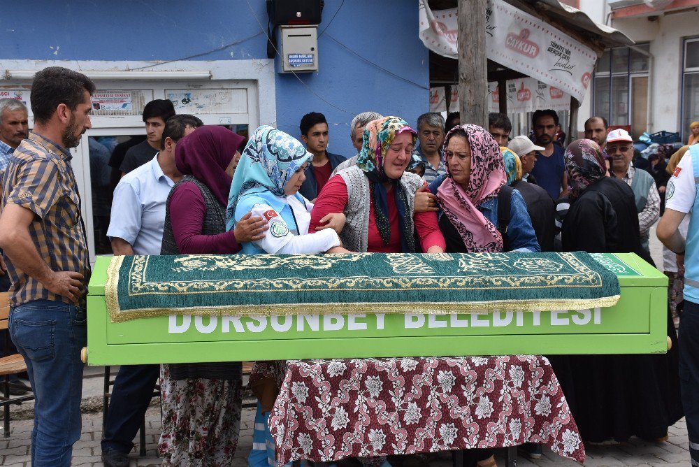 Gümüşhane’de Zehirlenen Maden İşçileri Son Yolculuğuna Uğurlandı