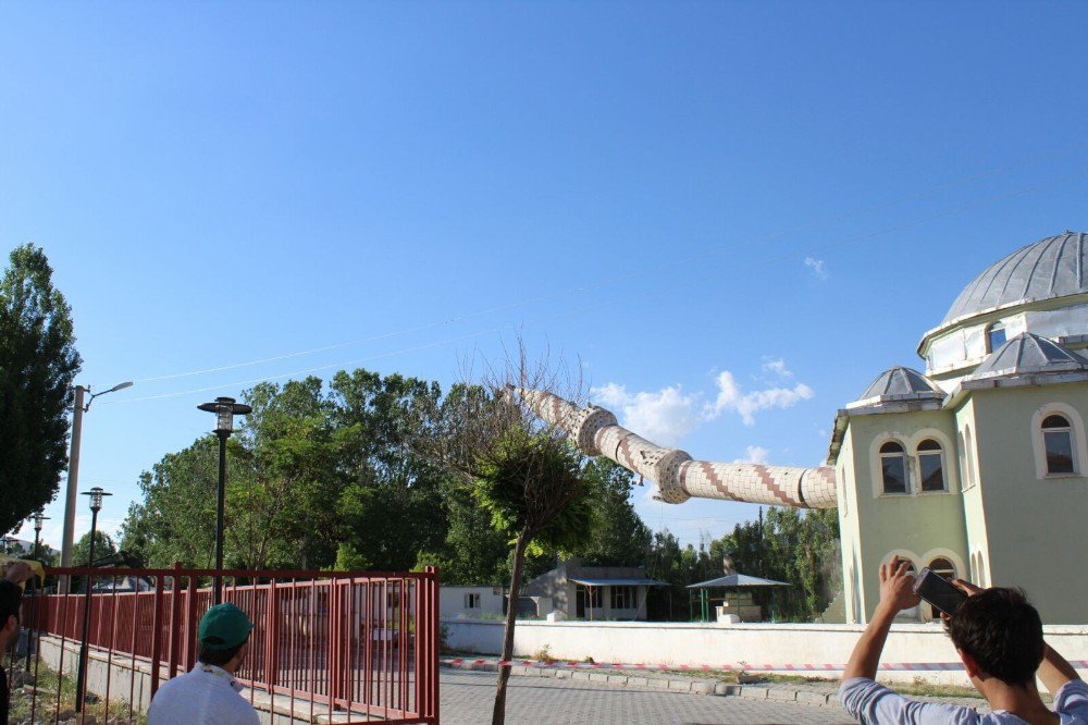 Çaldıran’a 2 Bin Kişi Kapasiteli Camii