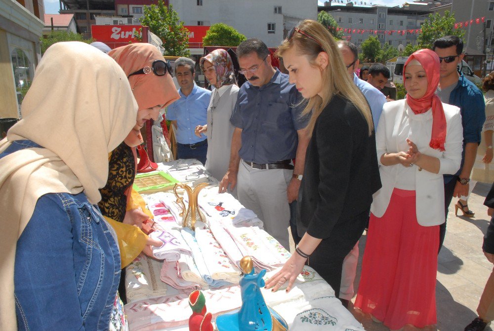 Tuşba’da ’El Emeği Göz Nuru’ Sergisi