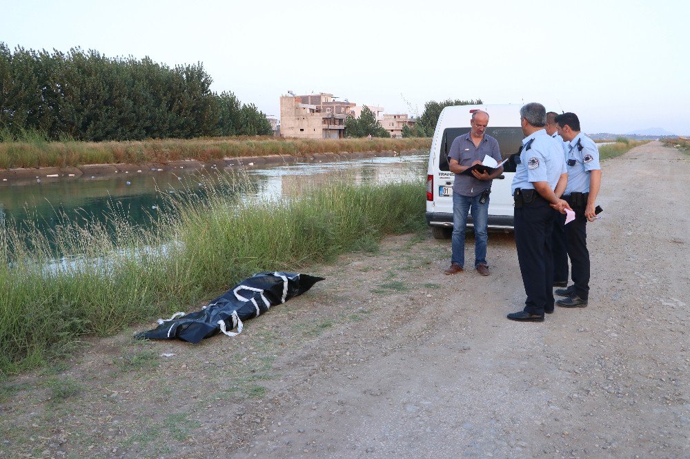 Adana’da Sulama Kanalında Erkek Cesedi Bulundu