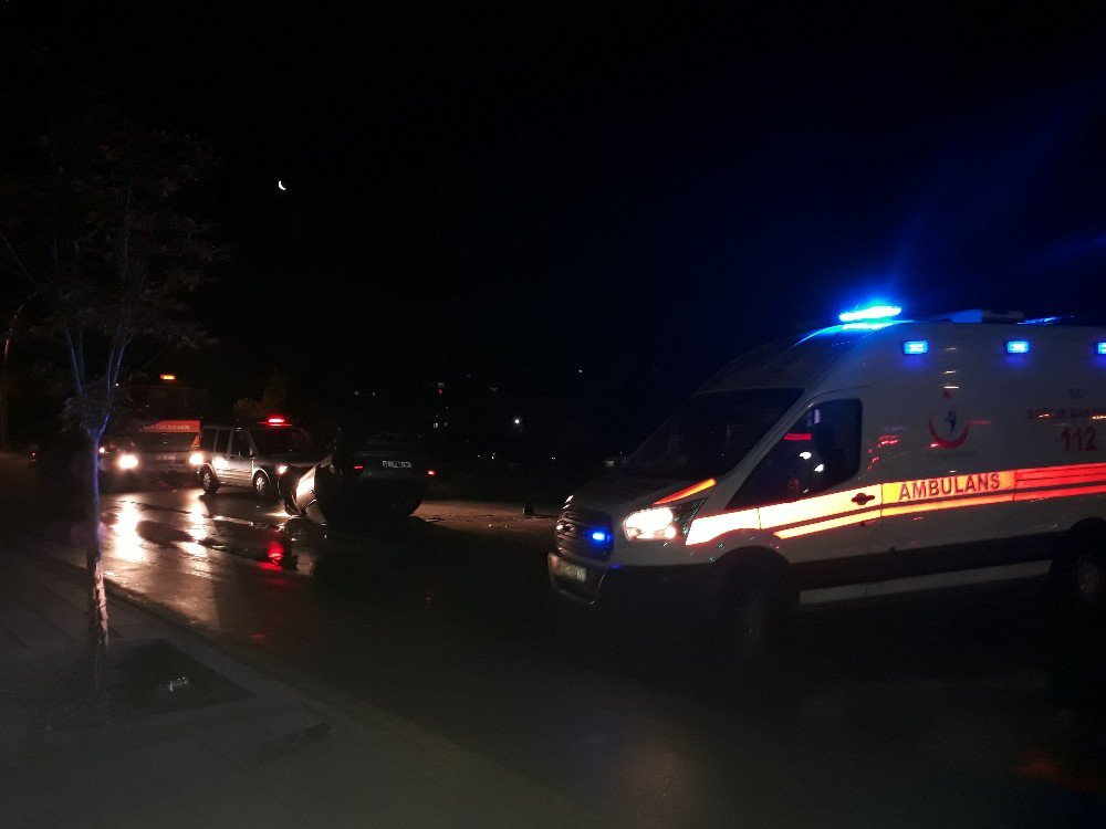 Başkent’te Trafik Kaza: 2 Polis Yaralı