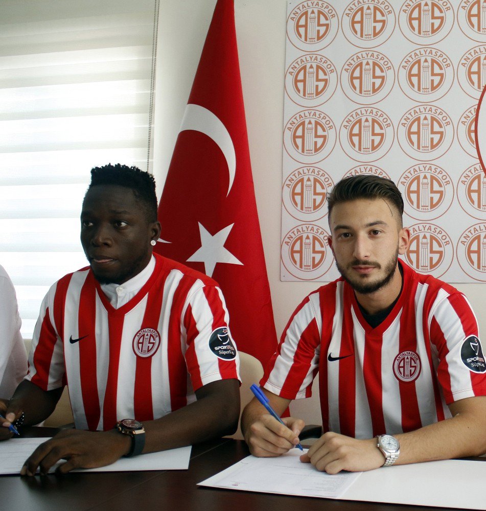 Antalyaspor, Rennie Ve Anıl İle Yolları Ayırdı