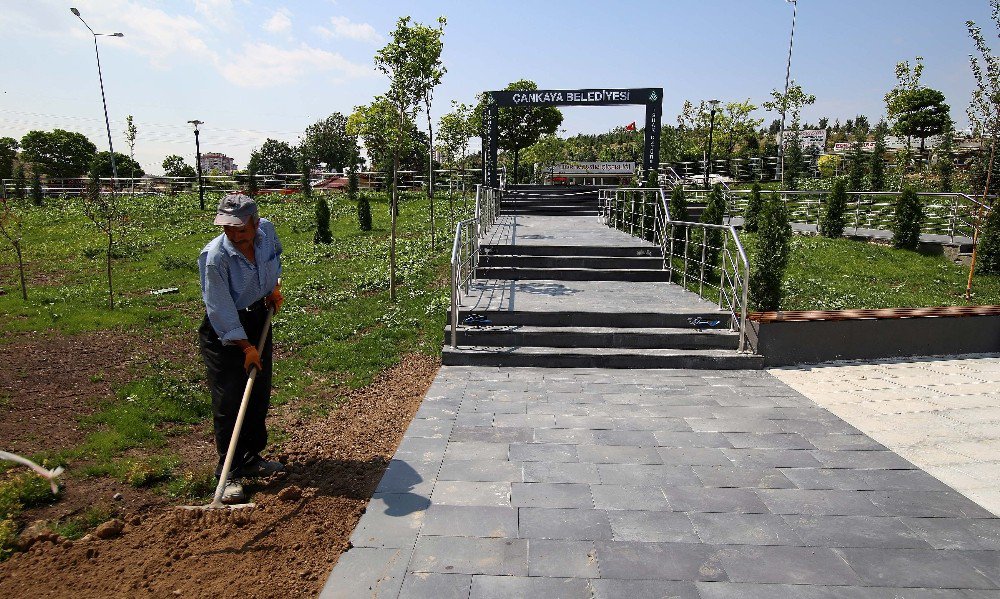 Çankaya’da İshak Öztürk Parkı’nın Yapım Çalışmaları Sürüyor