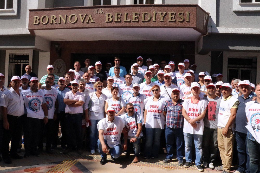 Bornova Belediyesinde İşçiler Grevde