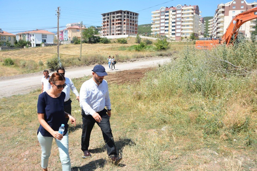 Niksar’da 3 Yıllık Yol Sorunu Çözülüyor