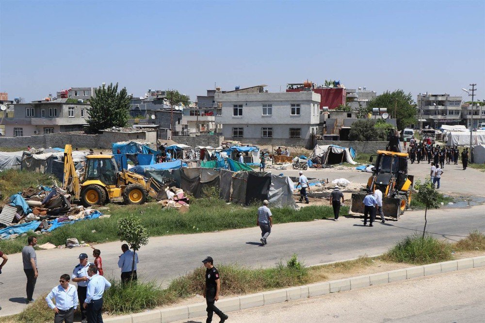 Çadırlarda Barınan Suriyeliler, Daha Yaşanabilir Ortamlarda Konaklayacak