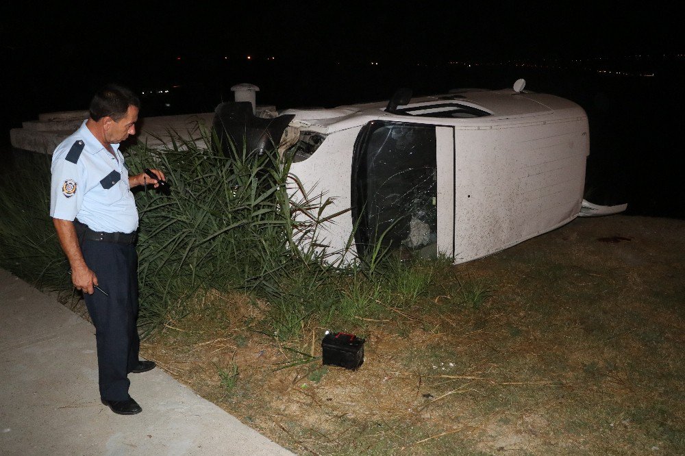 Aracıyla Takla Atan Sürücü, Olay Yerinden Kaçtı